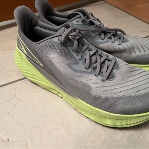 Altra Experience Flow Road Running Shoes - Men's Size 12